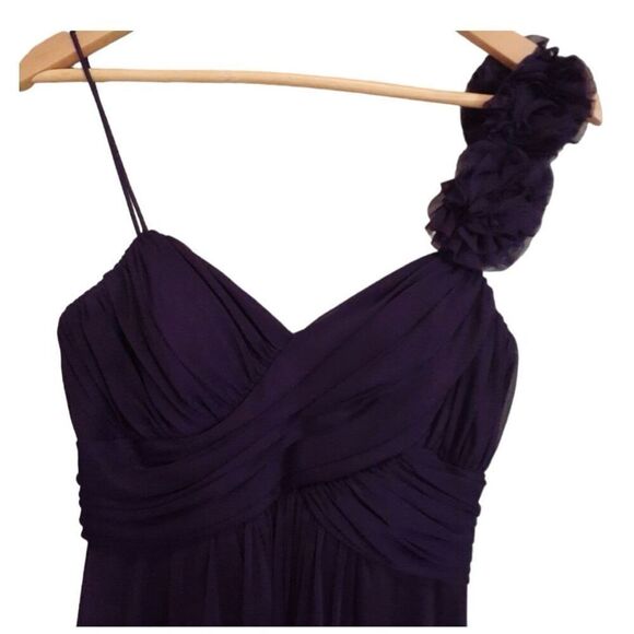 Cache Size 6 Flower Shoulder Long Formal Gown Dark Plum Purple Bridesmaid Gala - Picture 3 of 10